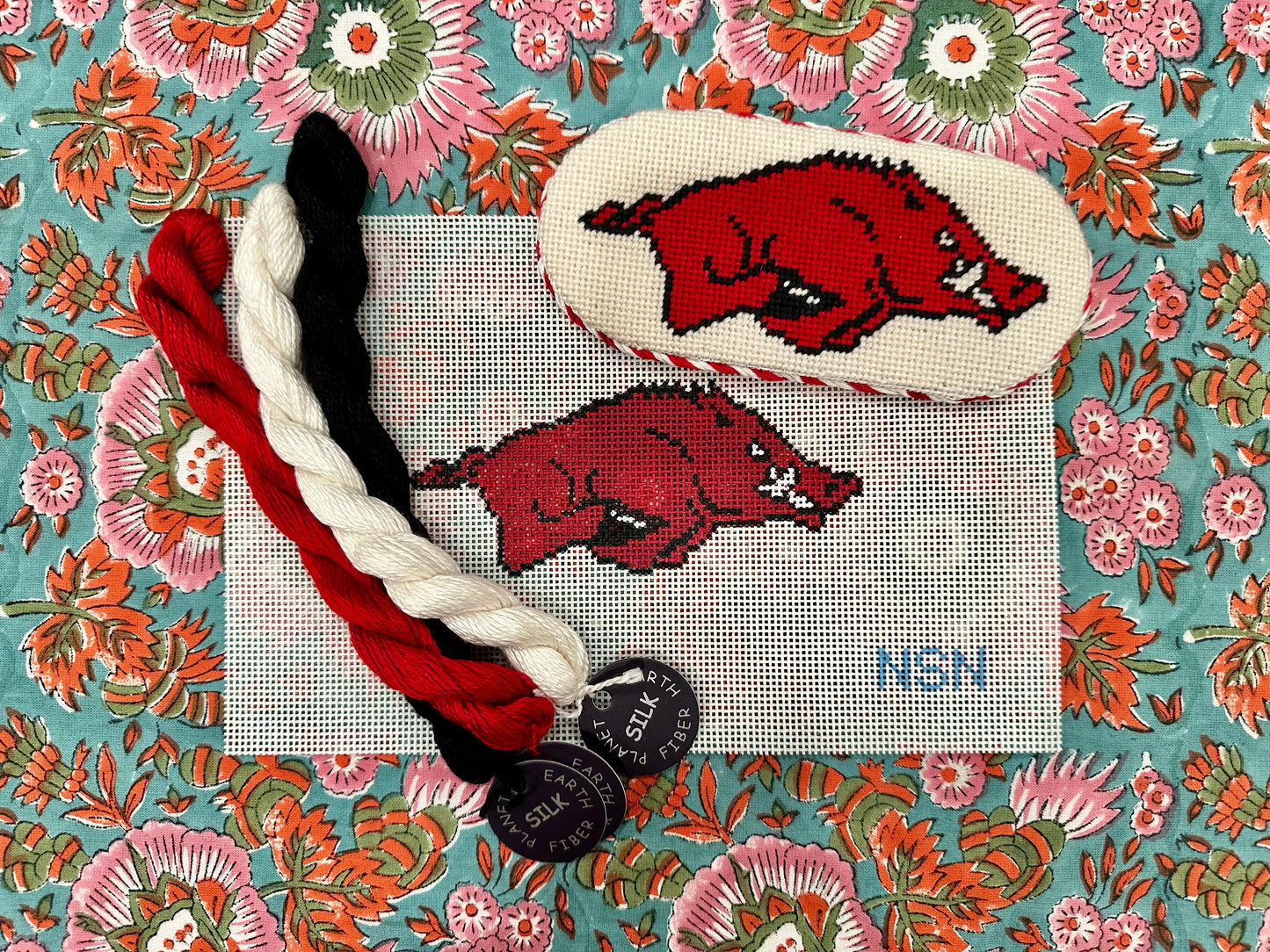 Side Facing Razorback