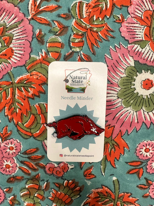 Razorback Needle Minder