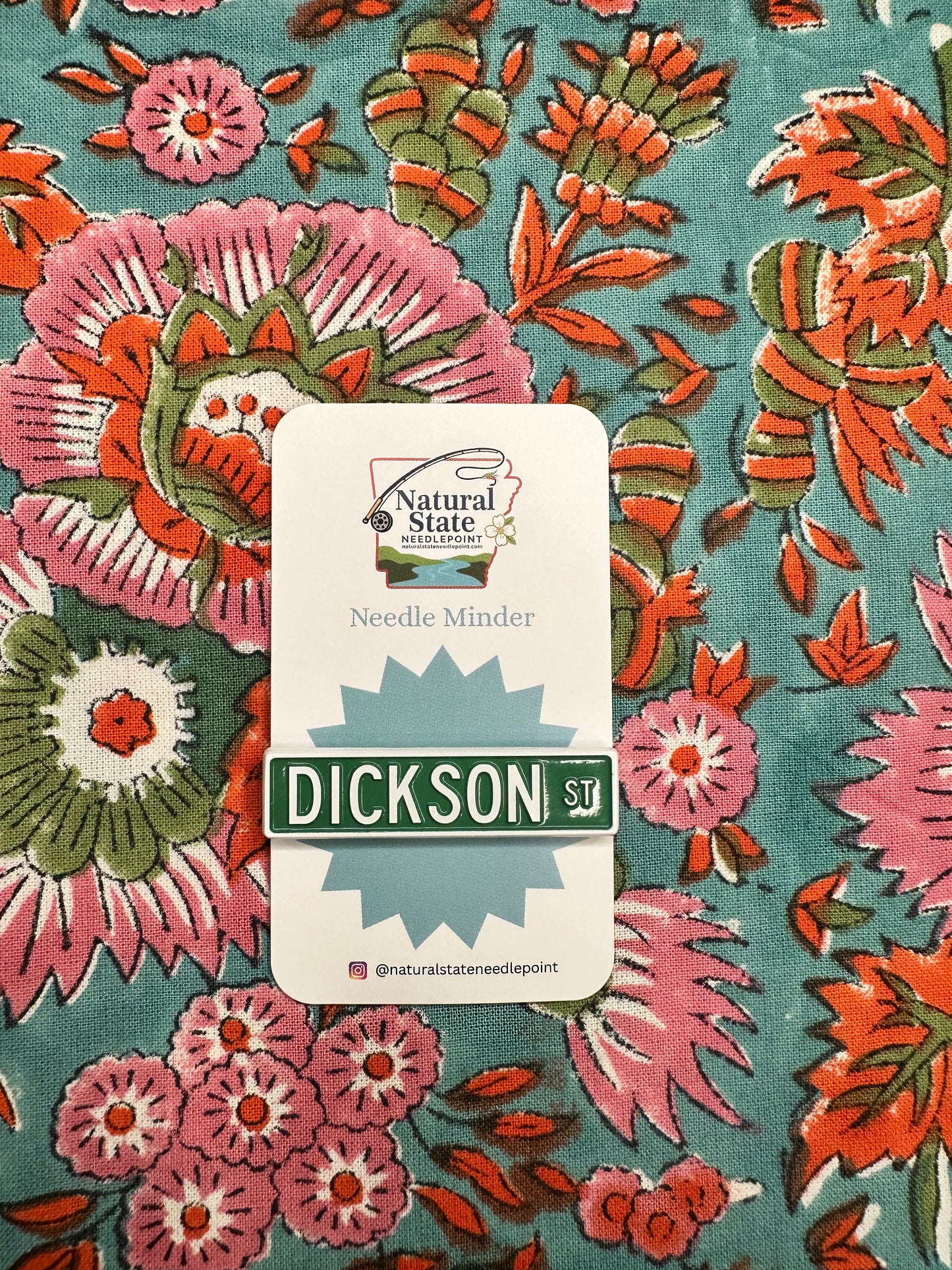 Dickson Street Needle Minder