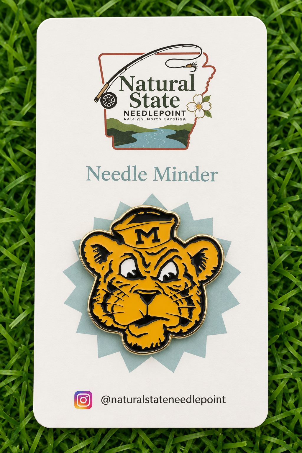 PRESALE: Mizzou Vintage Truman the Tiger Needle Minder